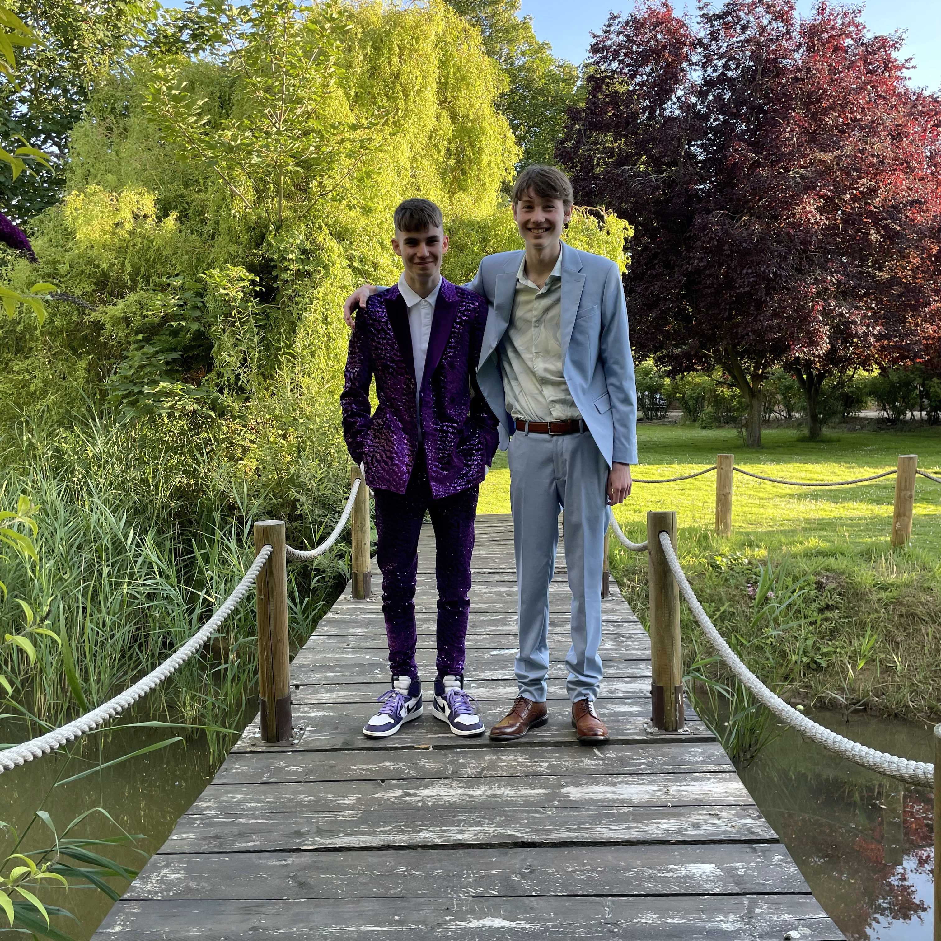 Bourne Year 11 Prom 35 IMG_E6170